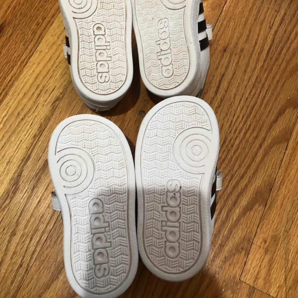 Baby adidas shoes - Picture 4 of 6